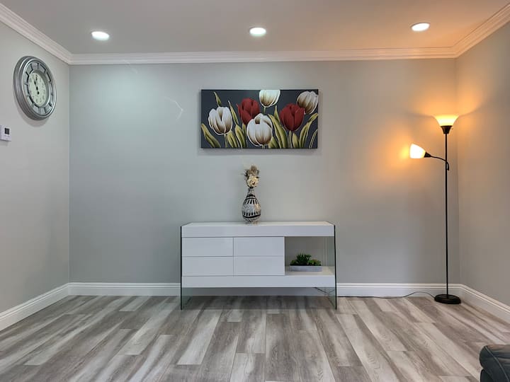 Brand new cozy home close to beautiful beach