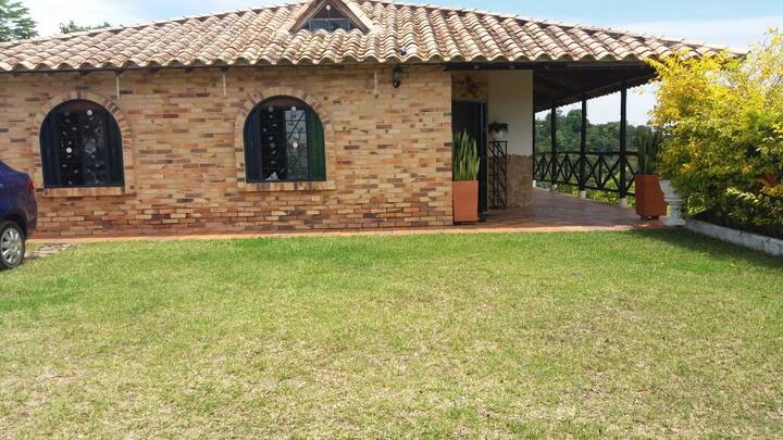 cabana campestre hermosa afueras de