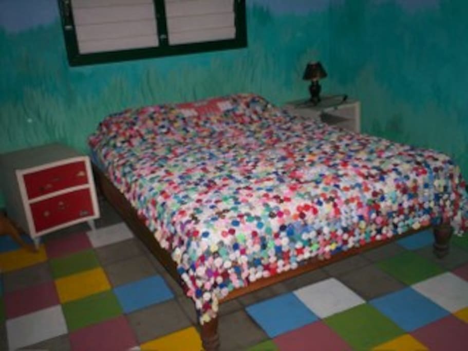 Cama matrimonial habitación M