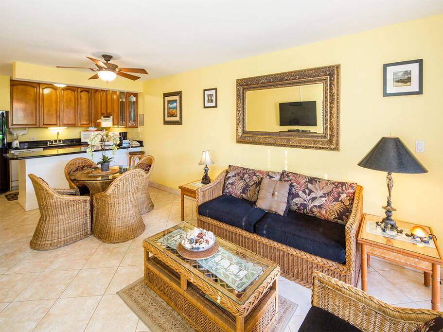 kamaole-1po-1207-living-03.jpg