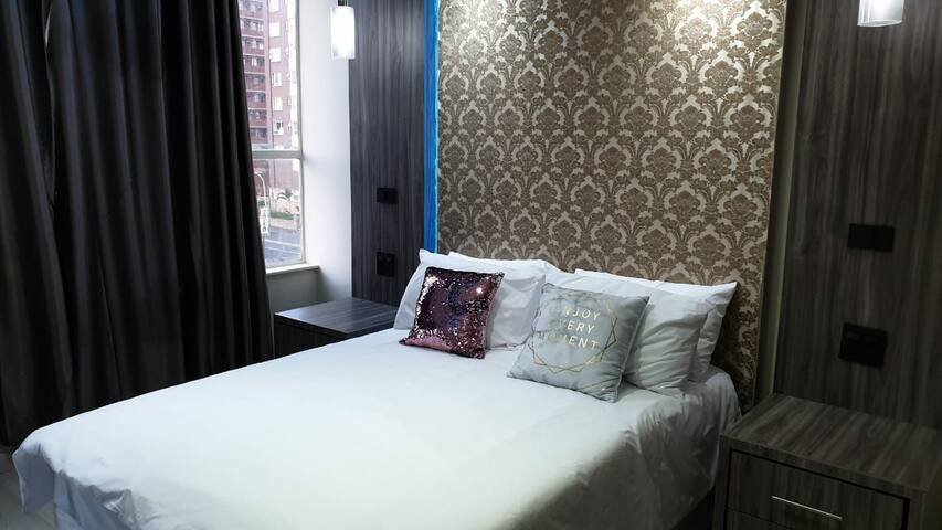 Stunning 2 Bedroom North Beach Apartment