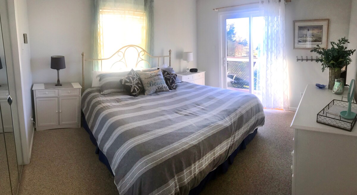 غرفة النوم 1: سرير كبير