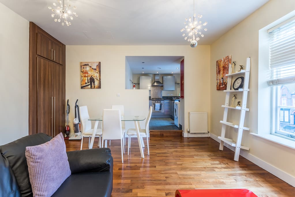 Open plan living/ dining room