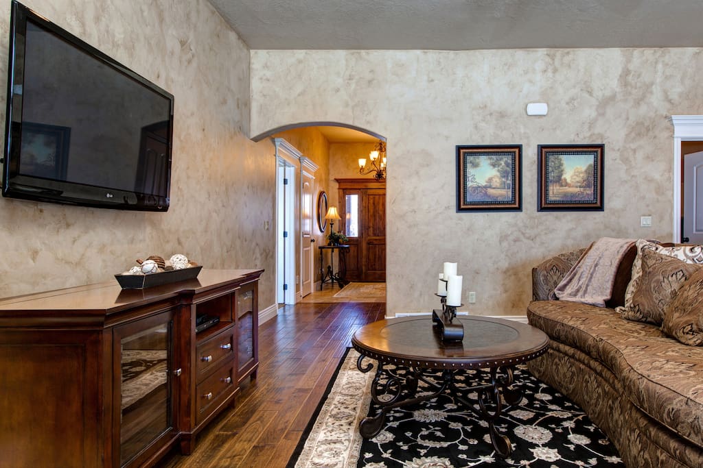 Enjoy our gourmet-style kitchen, king-size bedrooms, horse stables (up to 4 horses welcome!), and 2-car garage!