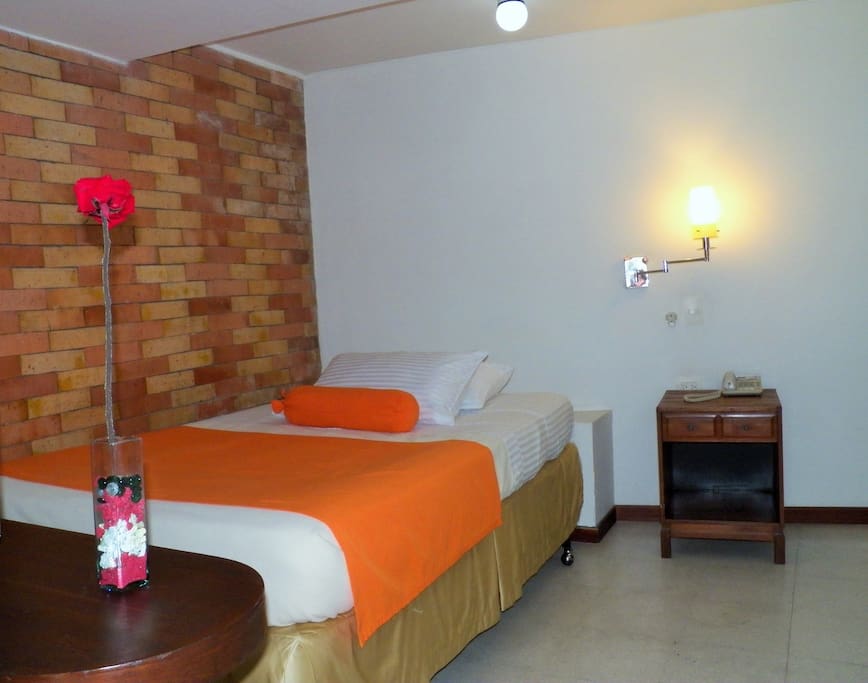 Habitación cama matrimonial