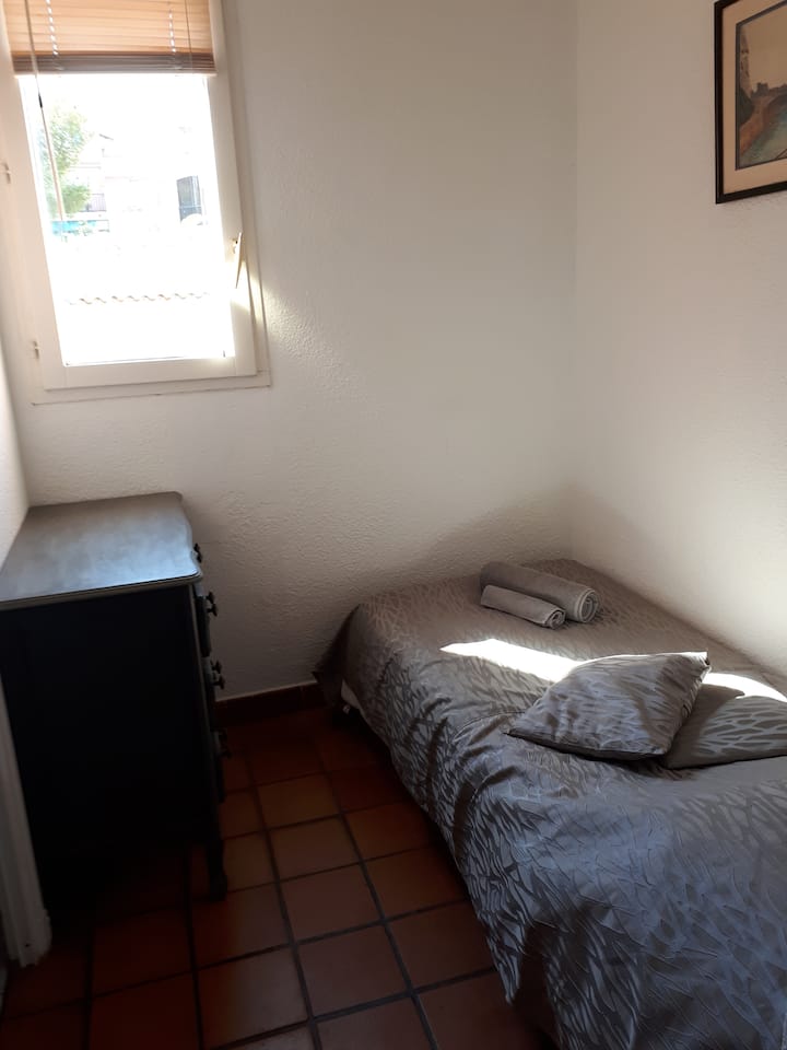 საძინებელი 3