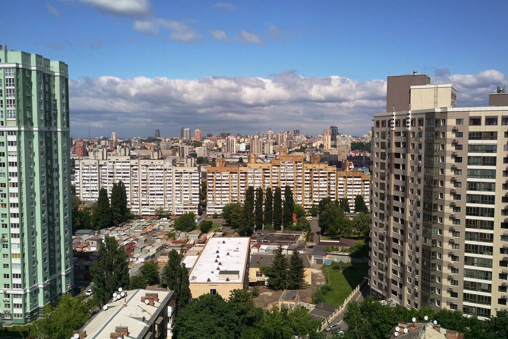 The best apartments in Kiev Black & White / view from the window / вид из окна