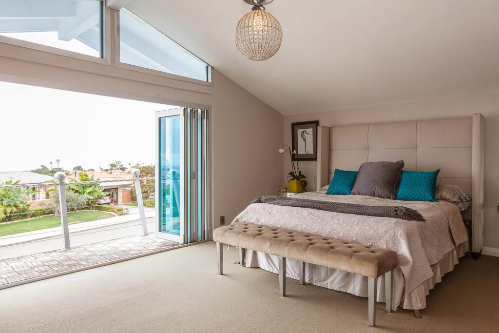 WAKE UP TO INCREADABLE OCEAN VIEWS
