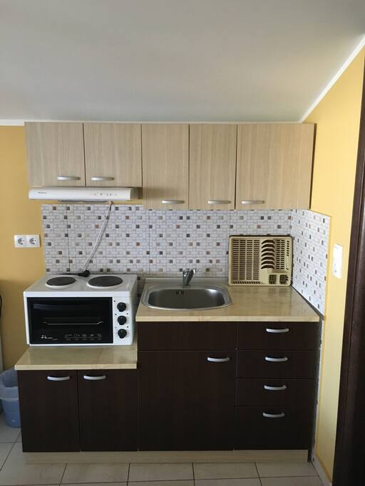 Kitchen
Fully equipped