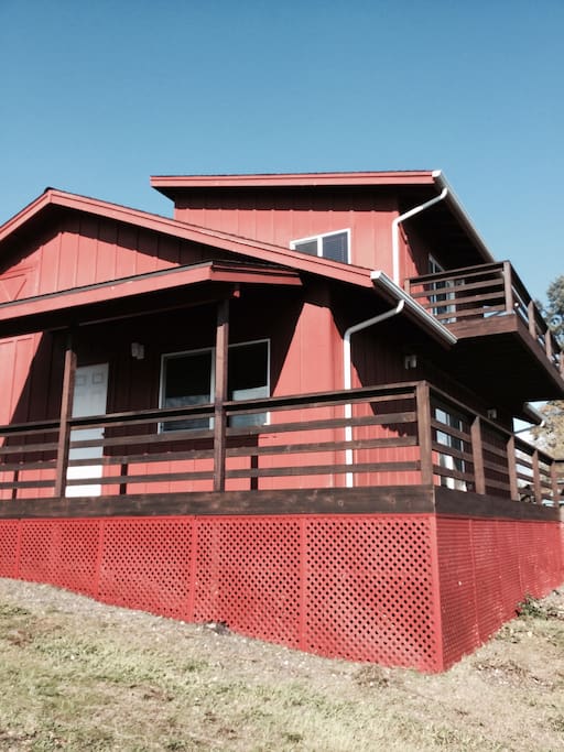 The entire Horsebarn with double decks is privately yours
