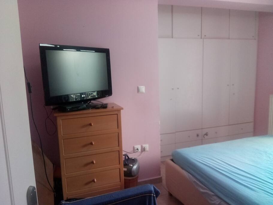 bedroom1