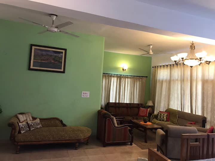 Work Vacation, Private Villa, Nature Living , - Kasauli