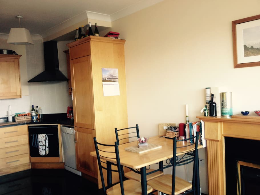 Kitchen/dining area