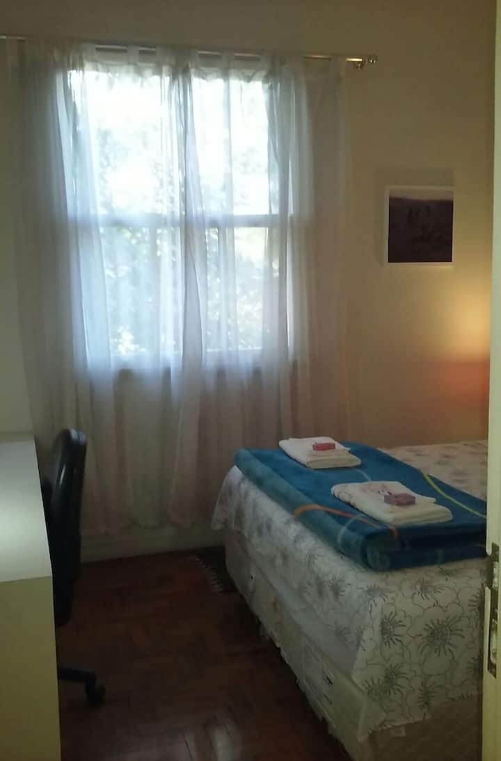 มีห้องว่าง/Quarto
