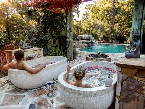 Kangaroo Valley Homestead -  Australian Bush Oasis
