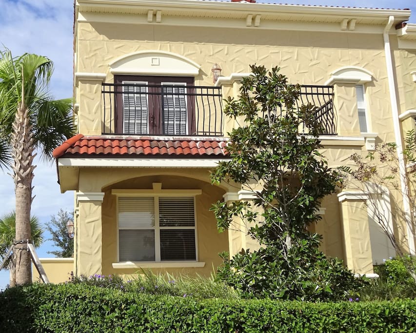 The Townhome with balcony