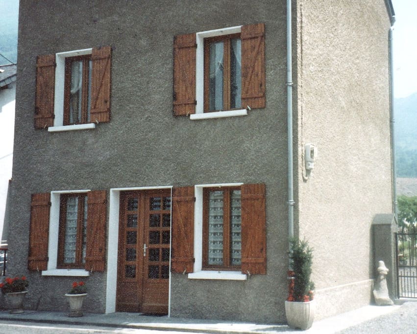 maison coté rue