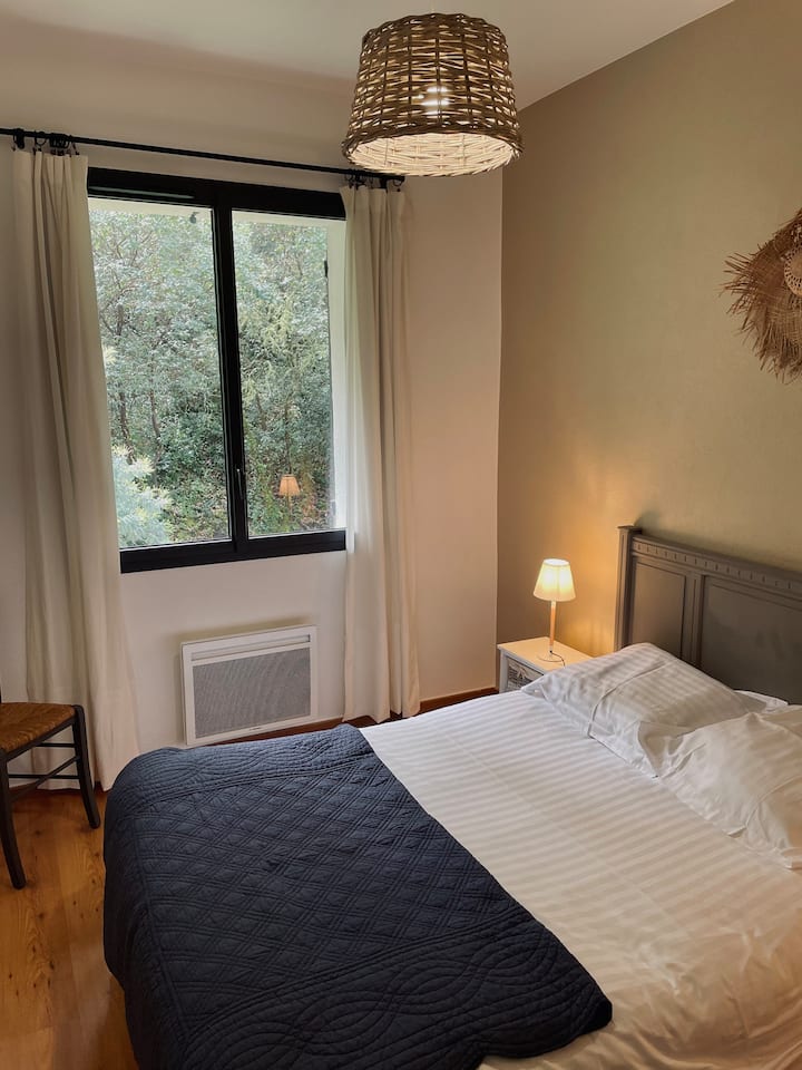 საძინებელი 2