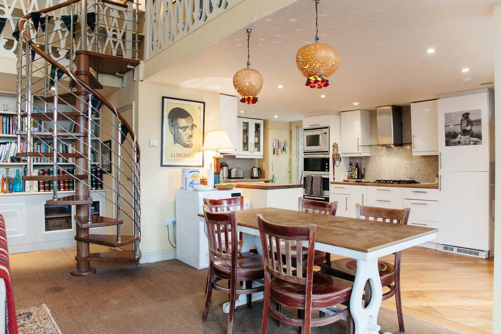 We hope you love the kitchen :) It should have everything that you need!