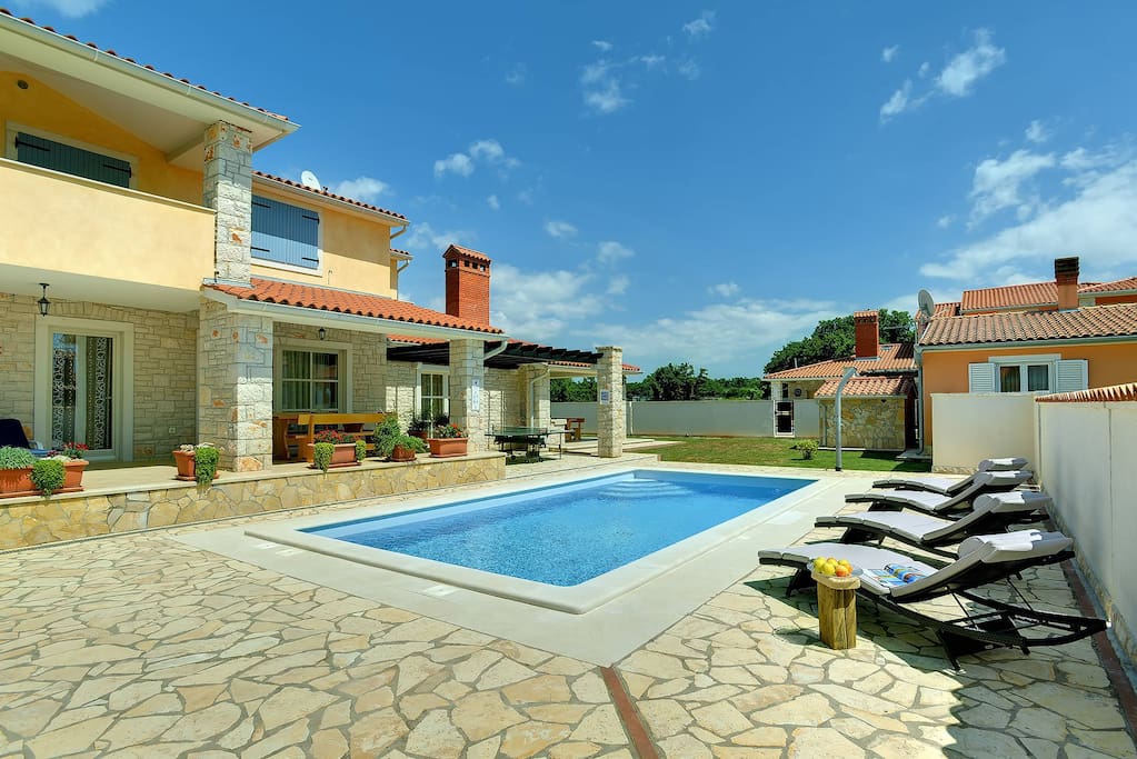Pool area