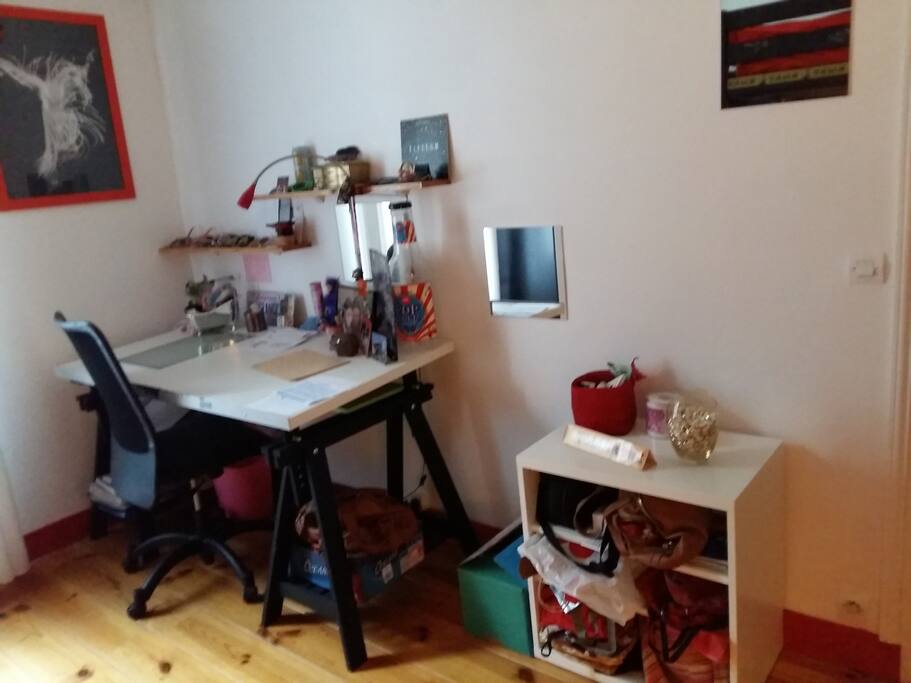 Coin bureau
