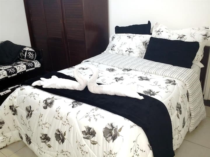 Dormitorio más grande (capacidad para 4 personas)