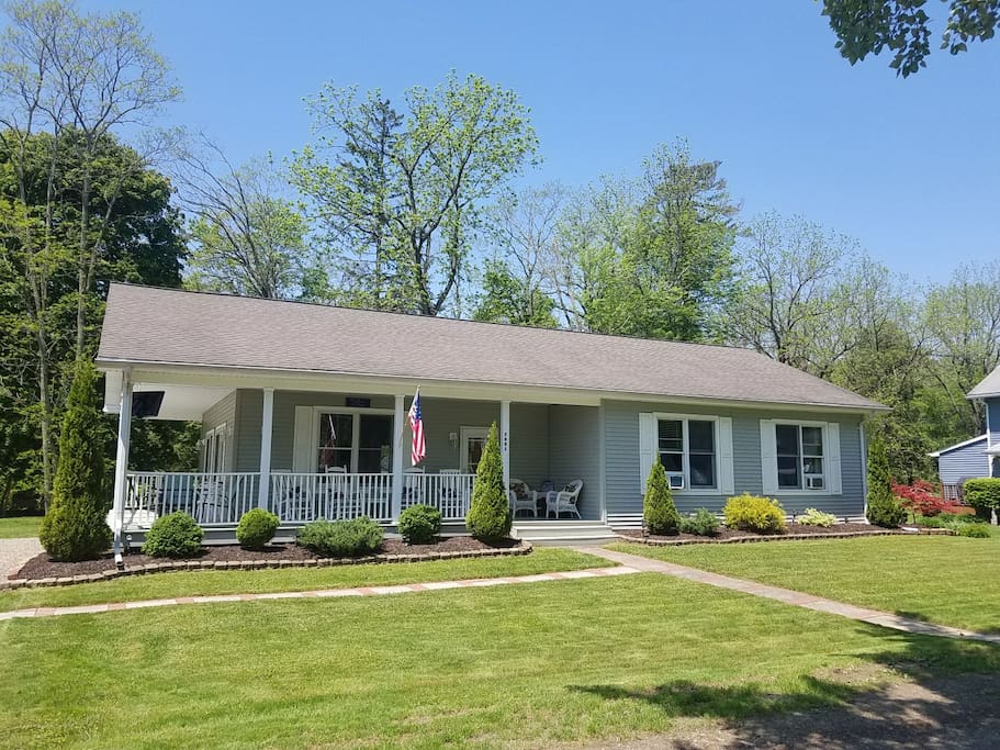 Greenhurst Chautauqua Lakehouse with a view! Houses for Rent in Bemus