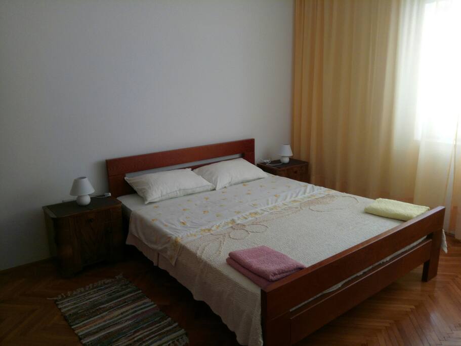 Bedroom with view of the sea