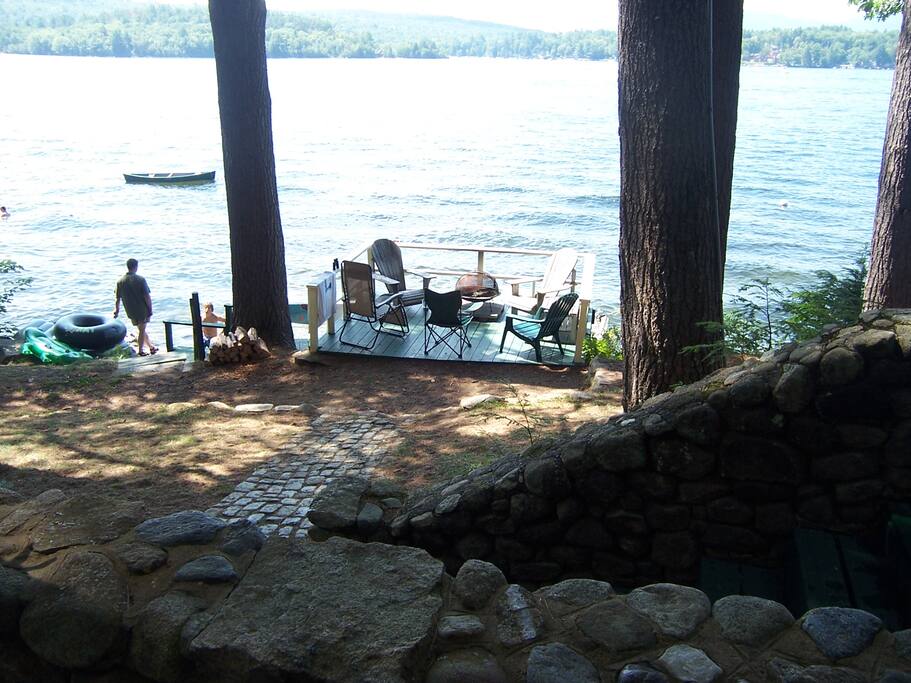 Lakeside lounging