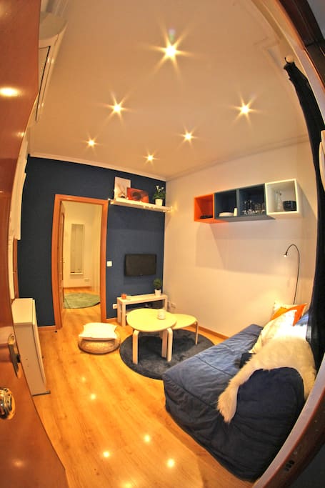 Living Room - Smart TV