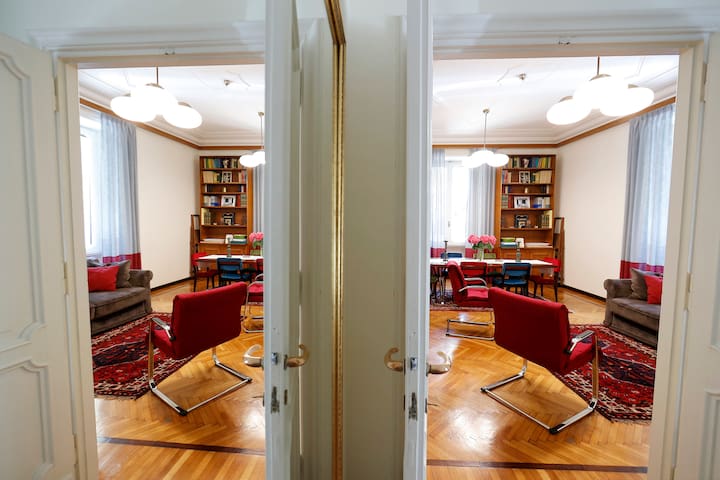 Piazza del Popolo Luxory Apartment gallery image 5