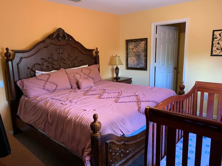 Bed Room 2 - Upstairs (Common Bathroom)