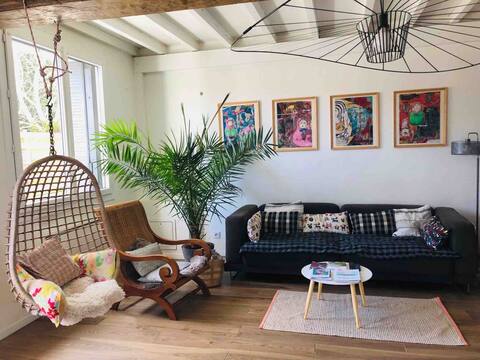 Cilaos - House with garden in the heart of the medoc