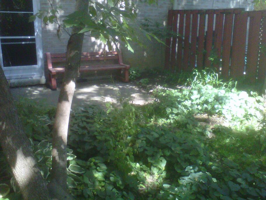 Backyard hideaway