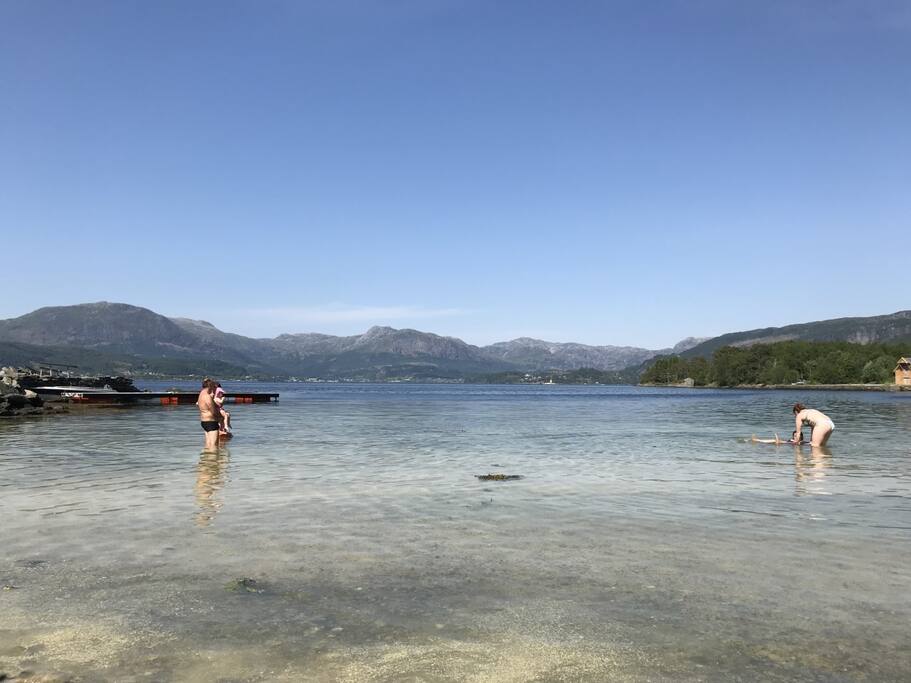 Family friendly beach nearby