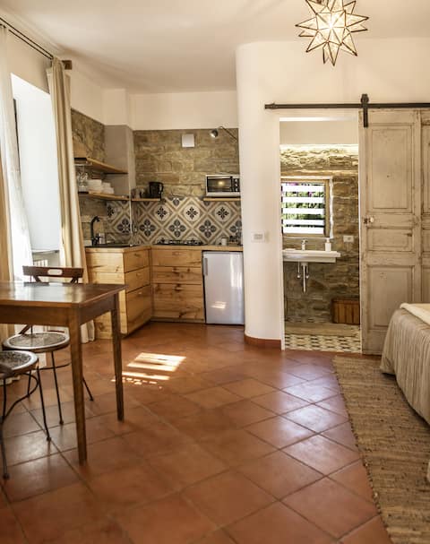Successful Airbnb property: The moon in your hand - Cozy Eco Studio * Remote Work in Agropoli
