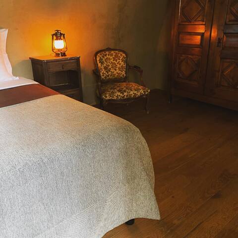 Bed and breakfast "Valfranciens" at the Medieval Castle