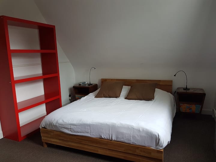 chambre 3 (iluminado 160 X 200)