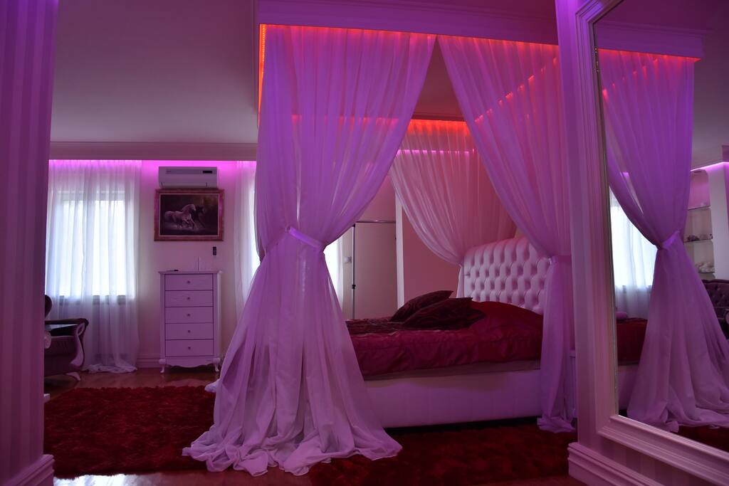 Choice of colour, separte for bed