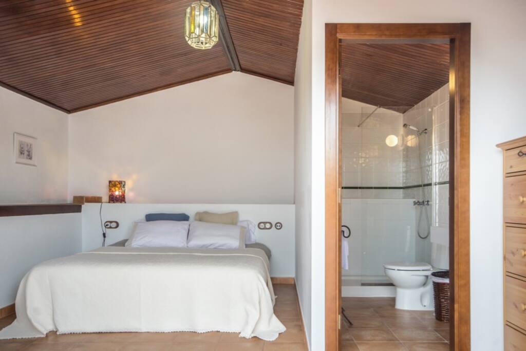 Habitación doble "Níspero" con terraza
Baño privado