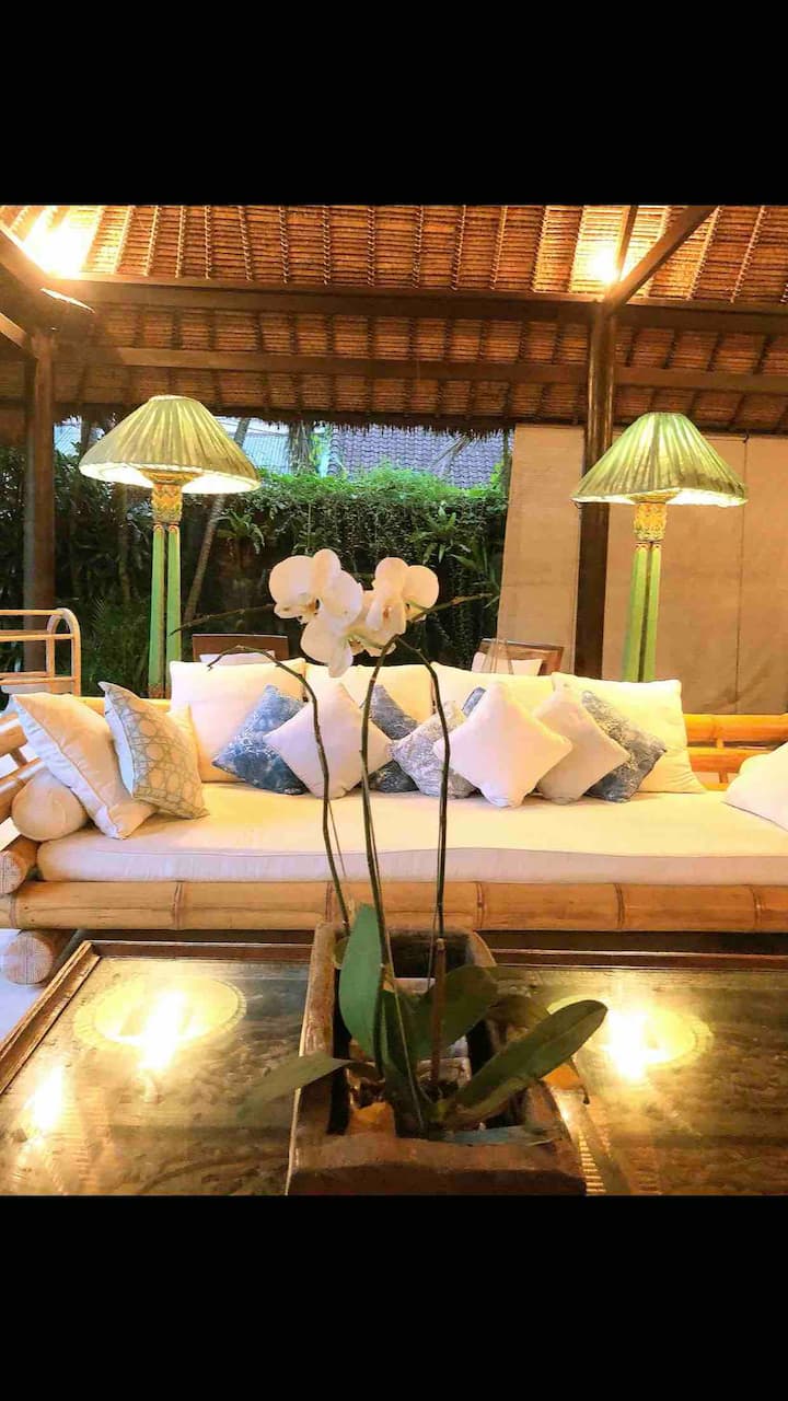 Large Private Villa, central Seminyak, Bali