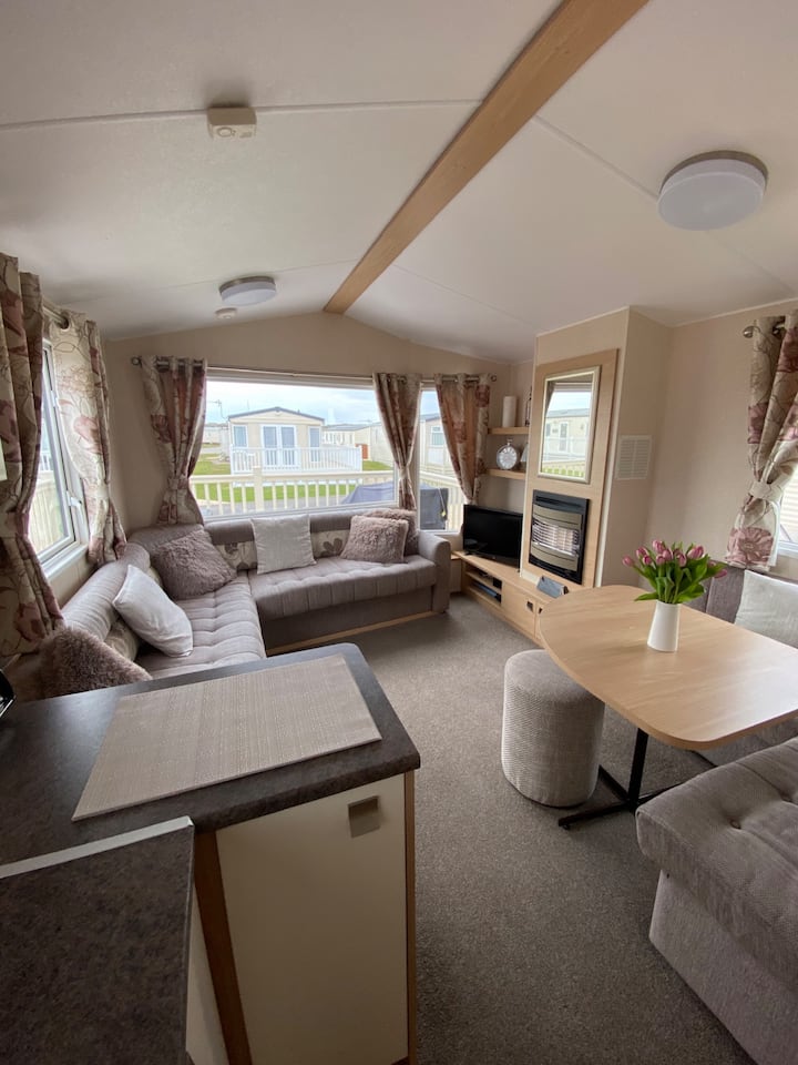 Duffus Vacation Rentals & Homes Scotland, United Kingdom Airbnb