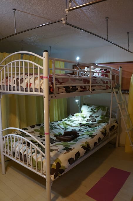 Comfortable bunk bed ☆ wi-fi there ☆