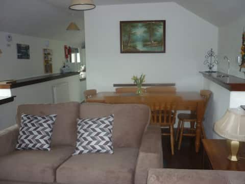 Dairy : converted barn sleeps 4 maximum