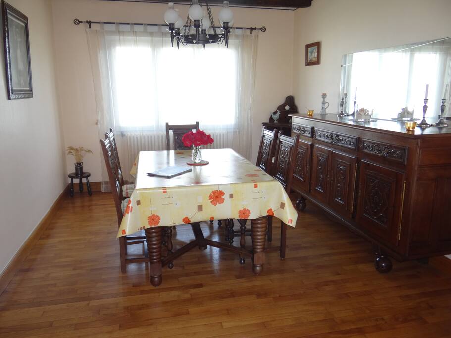 SALLE A MANGER