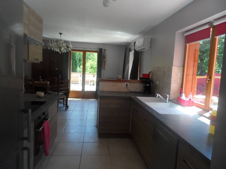 Cuisine, salle à manger