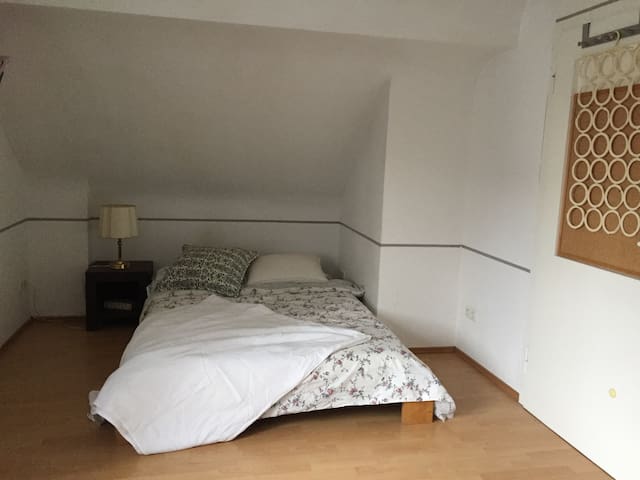 Airbnb Hilden Vacation Rentals Places To Stay North Rhine