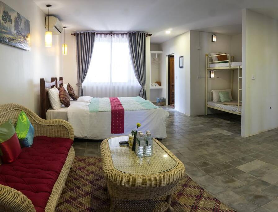 Our privet suite family room good up to 7 people (Airbnb bedroom 8 or 9)