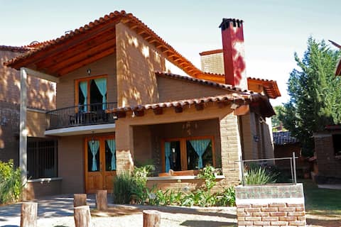 Successful Airbnb property: 5 min from downtown + fireplace + pet friendly fire pit in Tapalpa