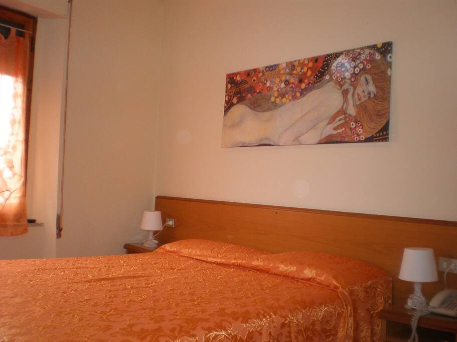 Una camera
